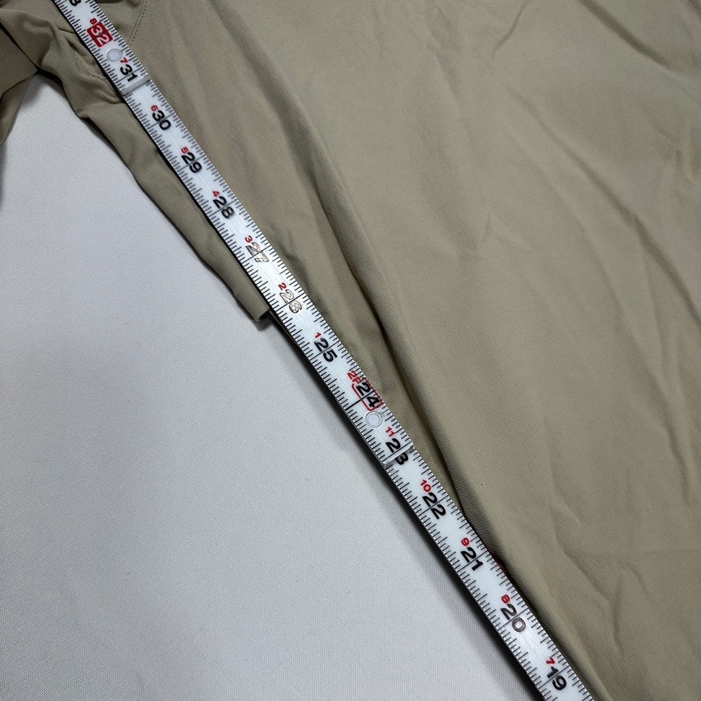 lululemon athletica Men's Beige Cargo Pants - Picture 10 of 10